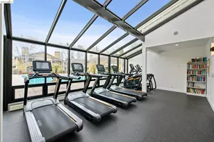 184 Schooner Ct, Richmond, CA 94804 - Photo 40