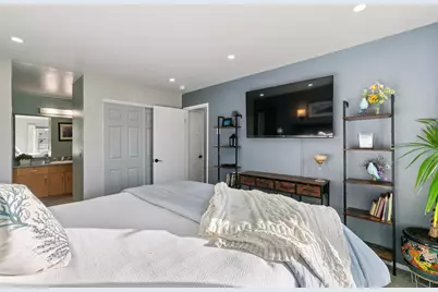 184 Schooner Ct, Richmond, CA 94804 - Photo 16