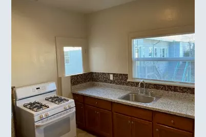 3920 Clarke Street, Oakland, CA 94609 - Photo 12