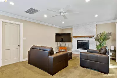 1777 Clayton Way, Concord, CA 94519 - Photo 14