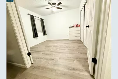 405 Weymouth, Hercules, CA 94547 - Photo 8