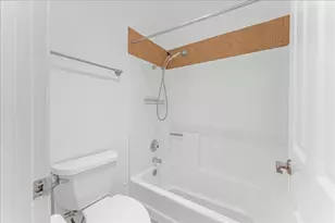 630 Canyon Oaks Dr, Oakland, CA 94605 - Photo 14