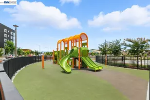 1021 Onofrio Ln, San Jose, CA 95131 - Photo 24