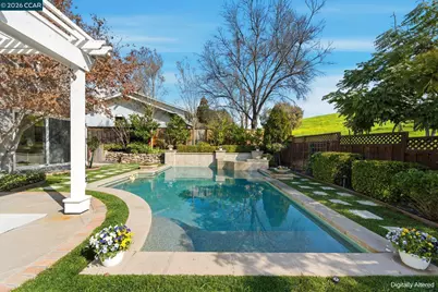 813 Columbine Ct, Danville, CA 94526 - Photo 36