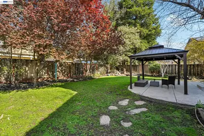 1042 Dana Cir, Livermore, CA 94550 - Photo 44