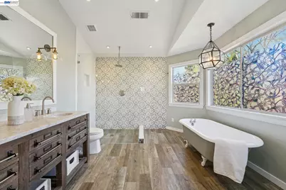 1042 Dana Cir, Livermore, CA 94550 - Photo 32