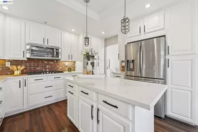 1042 Dana Cir, Livermore, CA 94550 - Photo 20