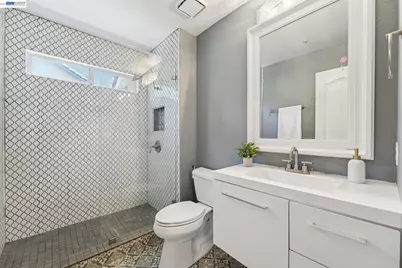 1042 Dana Cir, Livermore, CA 94550 - Photo 24