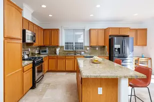 2719 Shellgate Cir, Hayward, CA 94545 - Photo 12