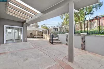 1956 Holly Dr, Concord, CA 94521 - Photo 44