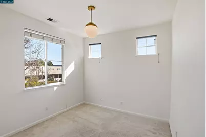 1 Avocet Ct, Alameda, CA 94501 - Photo 22