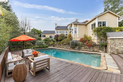 78 Scenic Dr, Orinda, CA 94563 - Photo 2