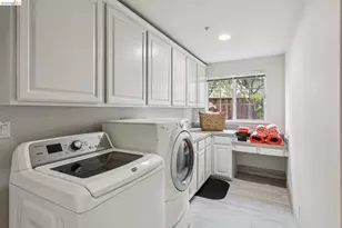 78 Scenic Dr, Orinda, CA 94563 - Photo 48