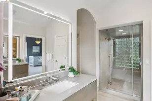 78 Scenic Dr, Orinda, CA 94563 - Photo 32