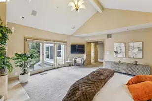 78 Scenic Dr, Orinda, CA 94563 - Photo 30