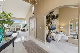 78 Scenic Dr, Orinda, CA 94563 - Photo 24