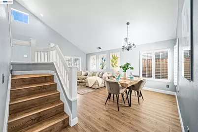 337 Trenton Cir, Pleasanton, CA 94566 - Photo 12