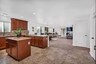 336 Solano St, Madera, CA 93638 - Photo 8