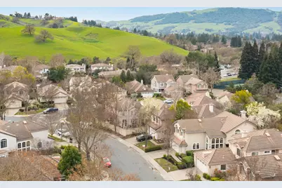 690 Glasgow Cir, Danville, CA 94526 - Photo 52