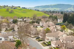 690 Glasgow Cir, Danville, CA 94526 - Photo 52