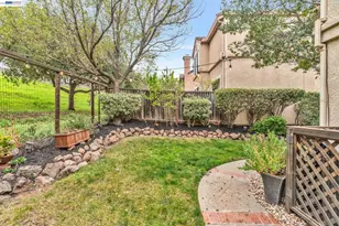 690 Glasgow Cir, Danville, CA 94526 - Photo 44