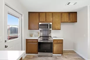 5251 Peony Dr, Livermore, CA 94551 - Photo 16