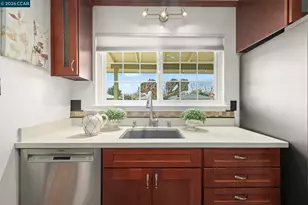 1786 Sharon Dr, Concord, CA 94519 - Photo 10