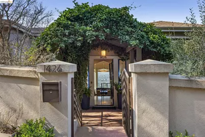 1426 Grand View Dr, Berkeley, CA 94705 - Photo 4