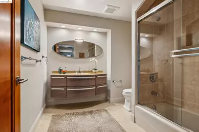 1426 Grand View Dr, Berkeley, CA 94705 - Photo 40