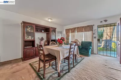 734 Overland, San Jose, CA 95111 - Photo 4