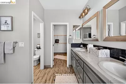 390 Caravaggio Cir, Sacramento, CA 95835 - Photo 42