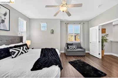 390 Caravaggio Cir, Sacramento, CA 95835 - Photo 34