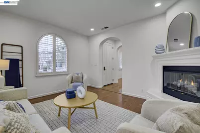 9827 Belladonna Dr, San Ramon, CA 94582 - Photo 4