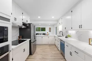 4072 Oak Hill Rd, Oakland, CA 94605 - Photo 16