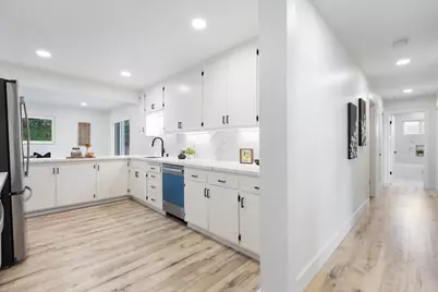 4072 Oak Hill Rd, Oakland, CA 94605 - Photo 14