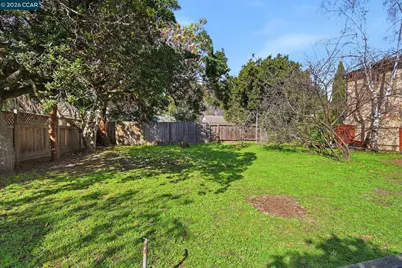5115 Lawton Ave, Oakland, CA 94618 - Photo 24