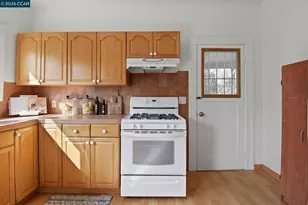 5115 Lawton Ave, Oakland, CA 94618 - Photo 14