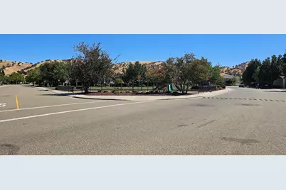 9489 California Oak Cir, Patterson, CA 95363 - Photo 6