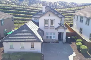 9489 California Oak Cir, Patterson, CA 95363 - Photo 1