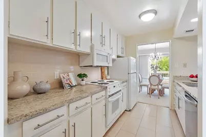 675 Sharon Park Dr #245, Menlo Park, CA 94025 - Photo 12