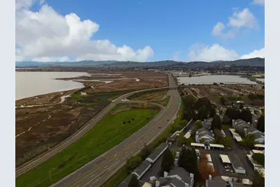 312 Cottonwood Dr, Vallejo, CA 94591 - Photo 26