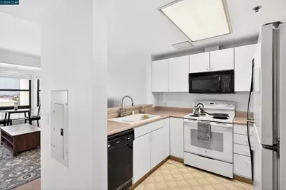 988 Franklin St #707, Oakland, CA 94607 - Photo 14