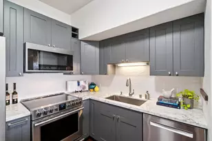 6363 Christie Ave, Emeryville, CA 94608 - Photo 16