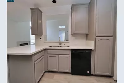 269 Tamarisk Cir, Suisun City, CA 94585 - Photo 42