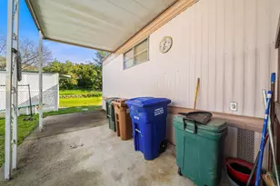 141 Scenic Dr, Concord, CA 94518 - Photo 24