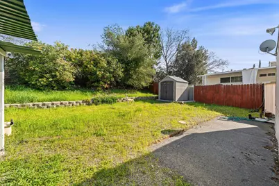 141 Scenic Dr, Concord, CA 94518 - Photo 22