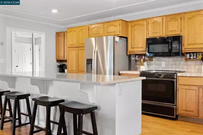 889 Palisade Dr, Martinez, CA 94553 - Photo 8