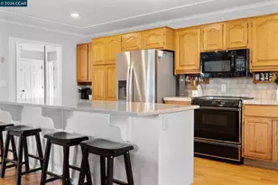 889 Palisade Dr, Martinez, CA 94553 - Photo 8