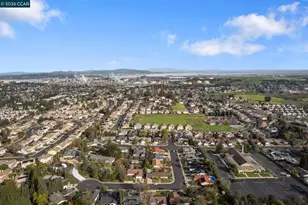 889 Palisade Dr, Martinez, CA 94553 - Photo 40