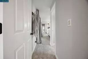 889 Palisade Dr, Martinez, CA 94553 - Photo 26